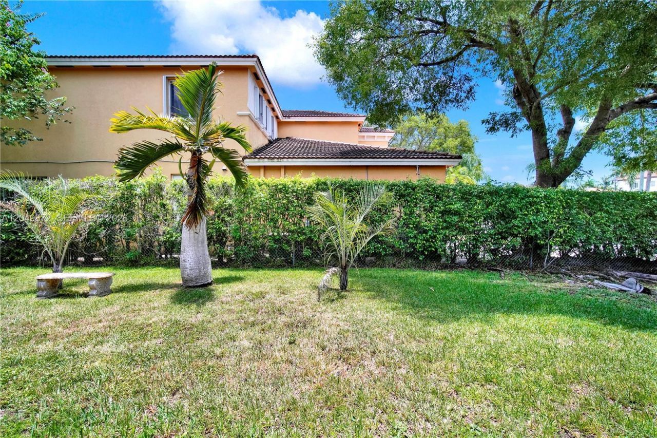 20765 SW 89th Ave, Cutler Bay, FL 33189 Photo