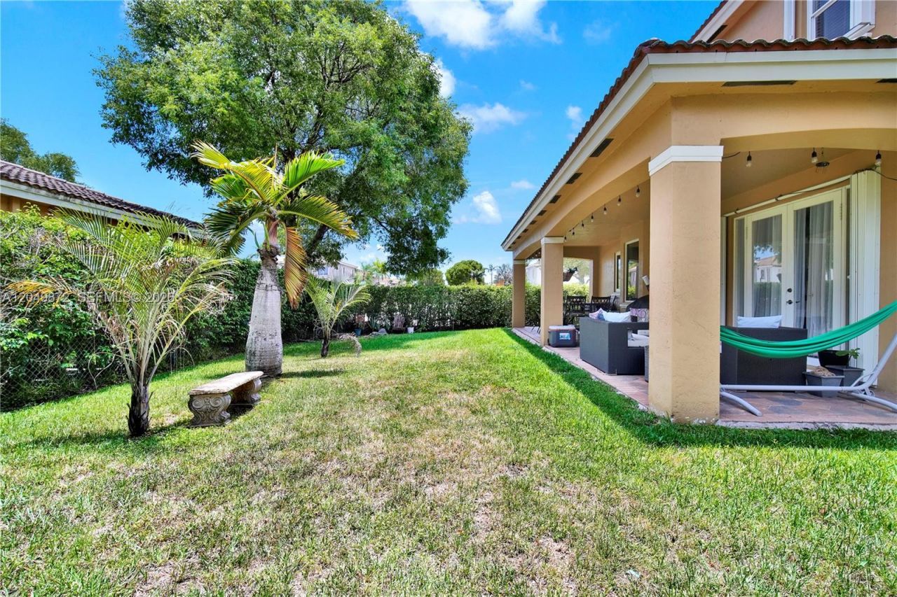 20765 SW 89th Ave, Cutler Bay, FL 33189 Photo