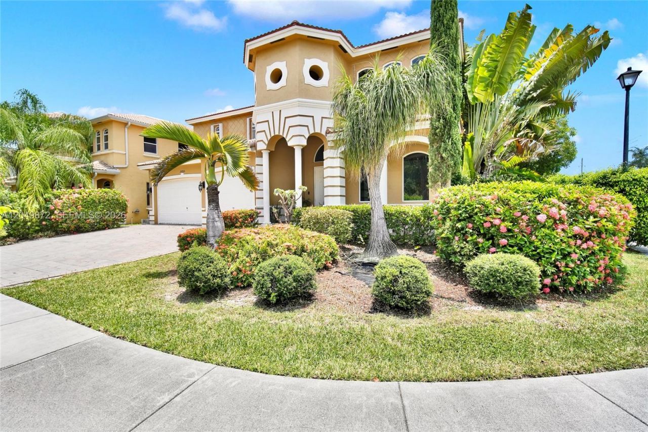 20765 SW 89th Ave, Cutler Bay, FL 33189 Photo