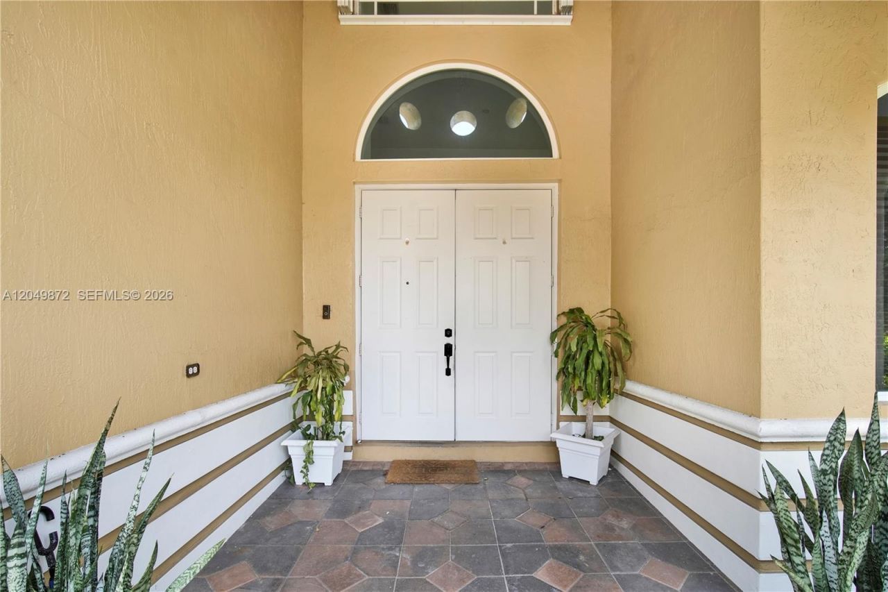20765 SW 89th Ave, Cutler Bay, FL 33189 Photo