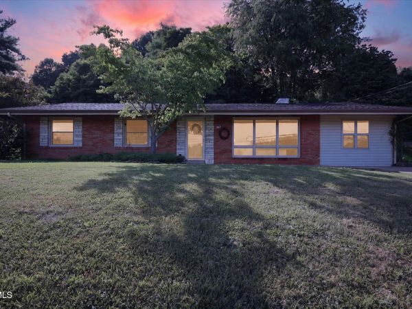 167 Charleston Street, Weber City, VA 24290