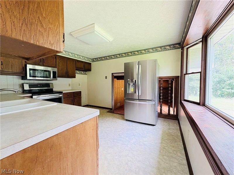 3066 Lake Center Street NW, Uniontown, OH 44685 Photo 14