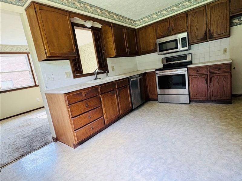 3066 Lake Center Street NW, Uniontown, OH 44685 Photo 16