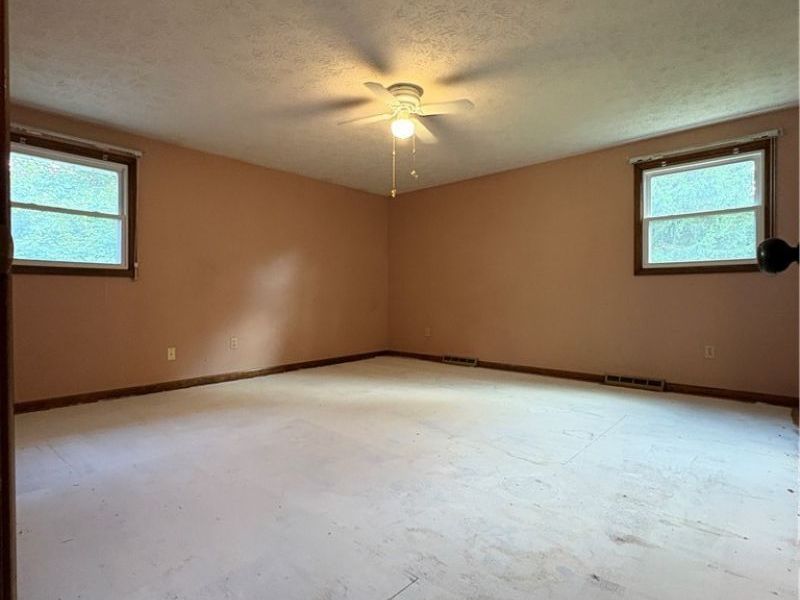 3066 Lake Center Street NW, Uniontown, OH 44685 Photo 31