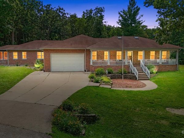 4703 N Waltshire Lane , McHenry, IL 60051