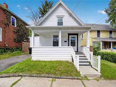 209 Hazelhurst Avenue, Syracuse, NY 13206