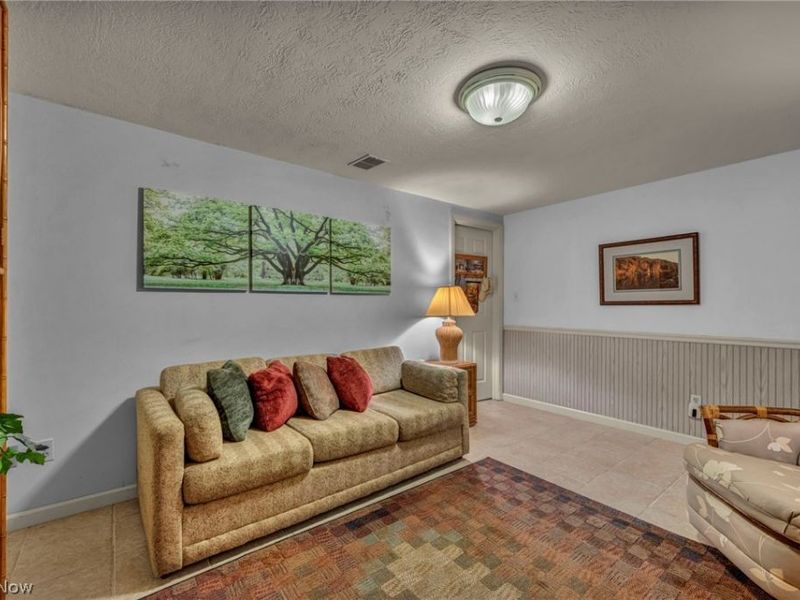 1176 Meadow Spur Drive, Akron, OH 44333 Photo 38