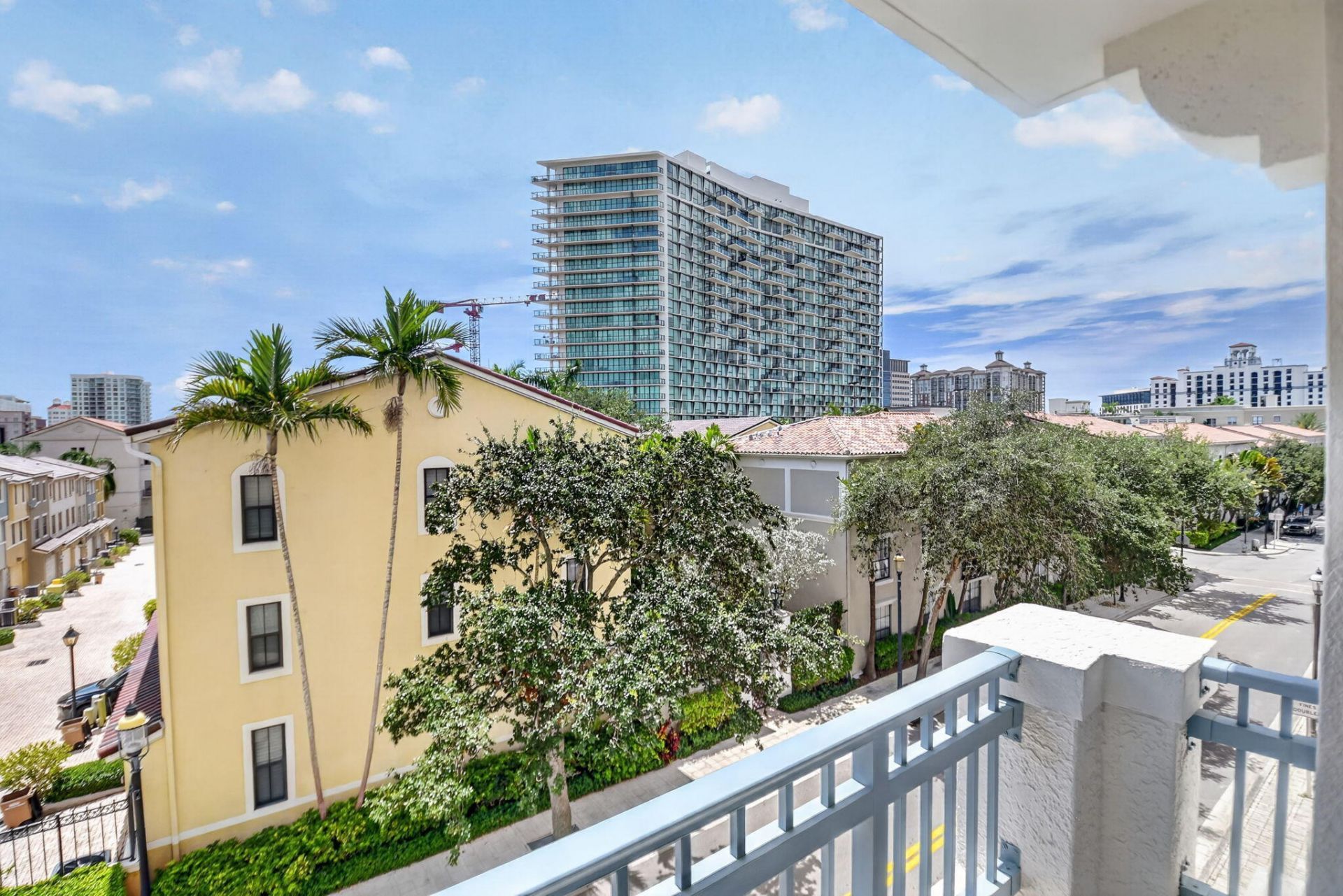 403 S Sapodilla Avenue, Unit 307, West Palm Beach, FL 33401 Photo