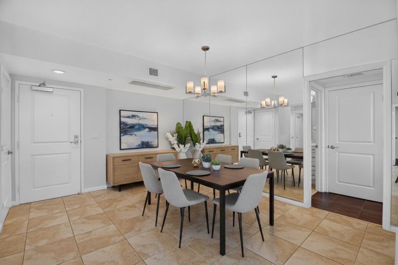 403 S Sapodilla Avenue, Unit 307, West Palm Beach, FL 33401 Photo
