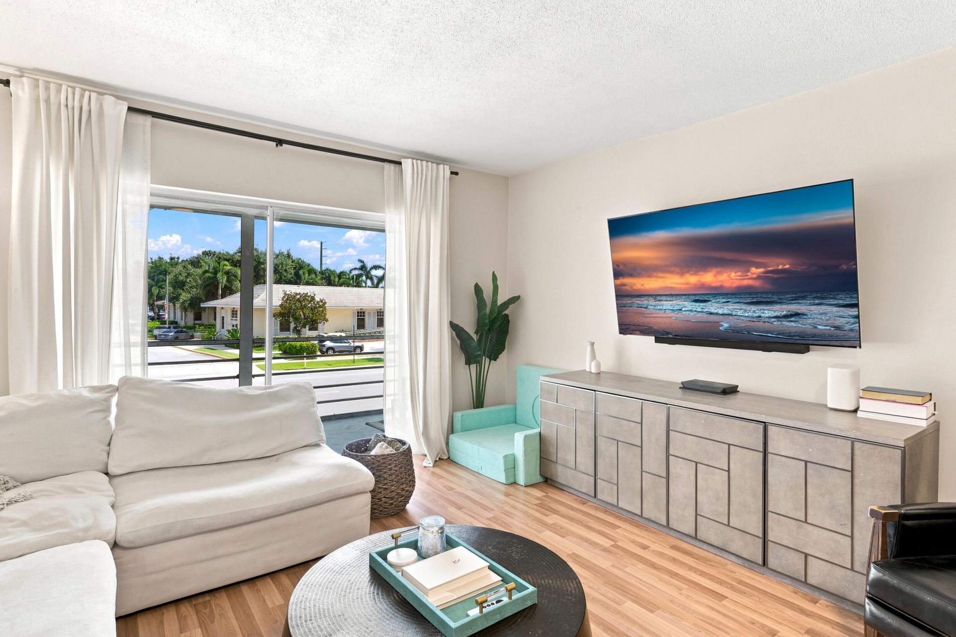 415 U.s. Highway 1, Unit 203, North Palm Beach, FL 33408 Photo
