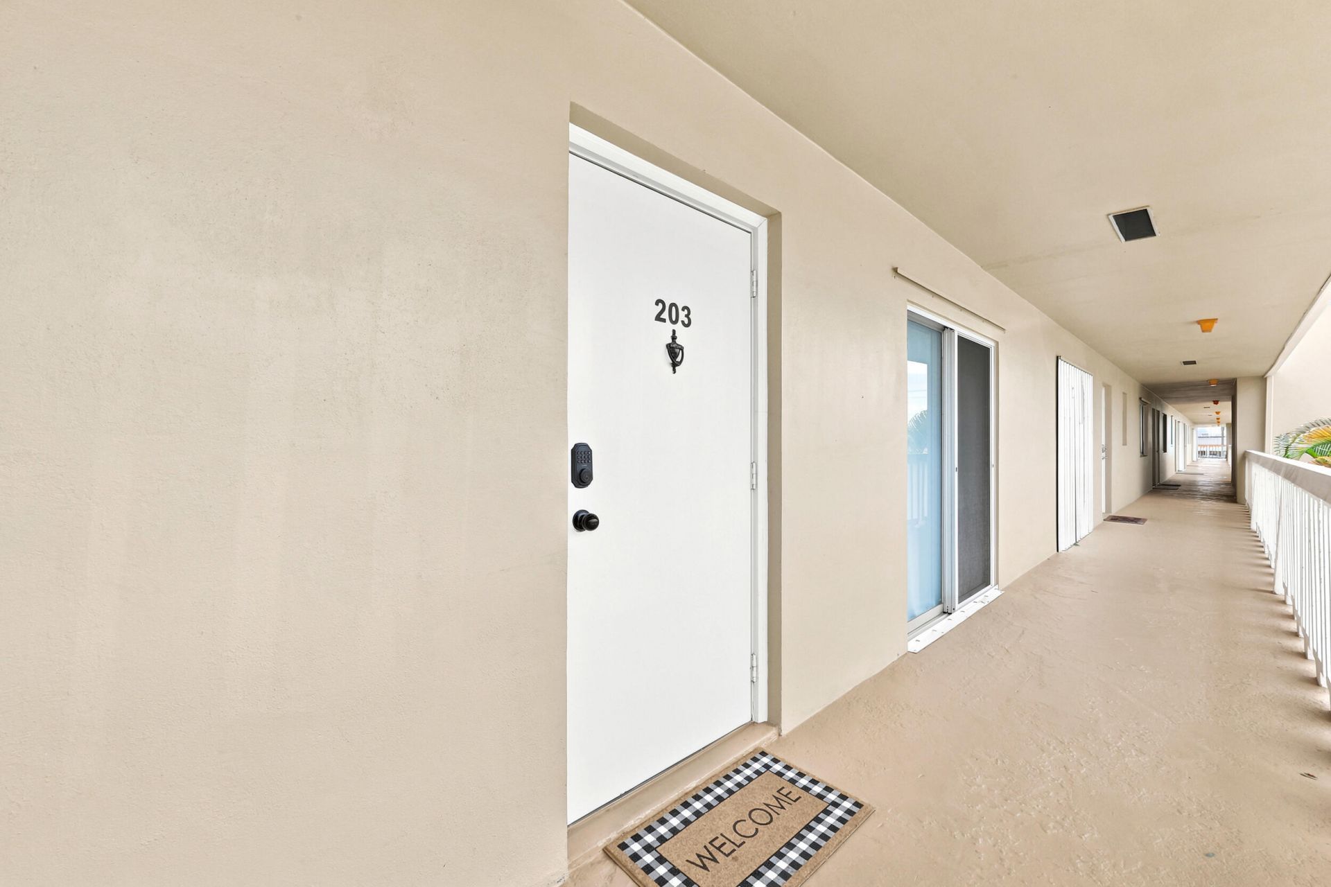 415 U.s. Highway 1, Unit 203, North Palm Beach, FL 33408 Photo