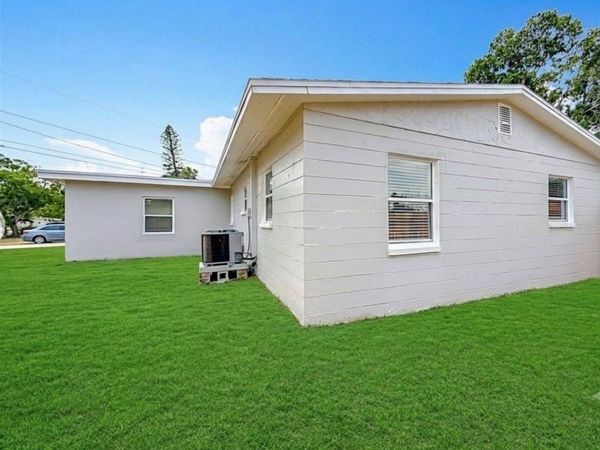 200 LEWIS BOULEVARD SE, ST PETERSBURG, FL 33705