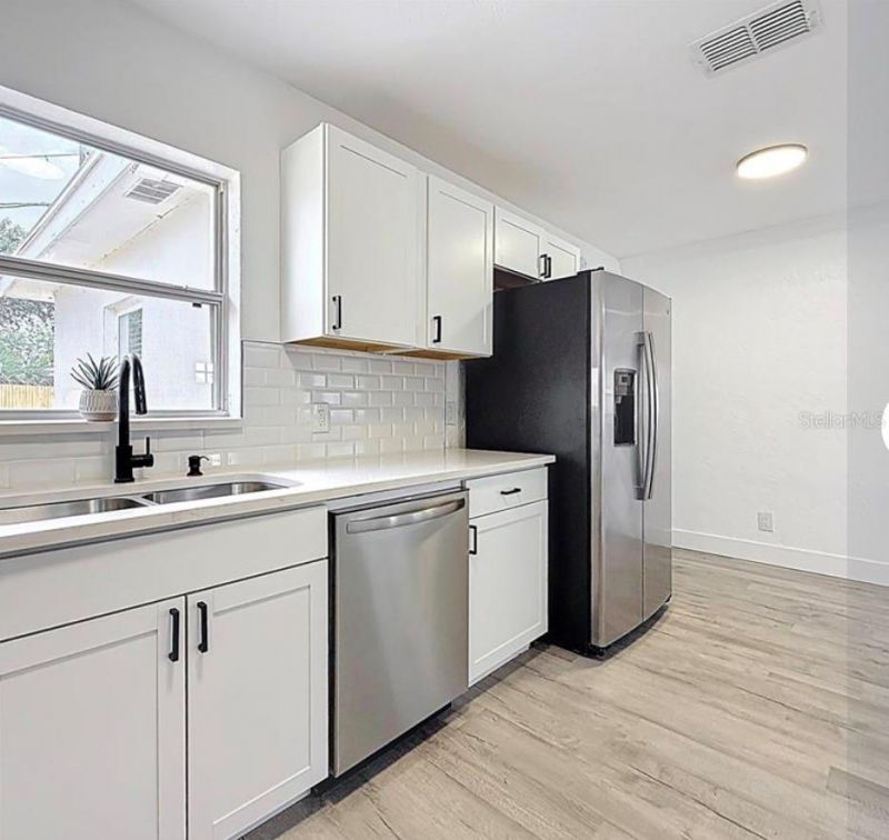 200 Lewis Boulevard Se, Saint Petersburg, FL 33705 Photo