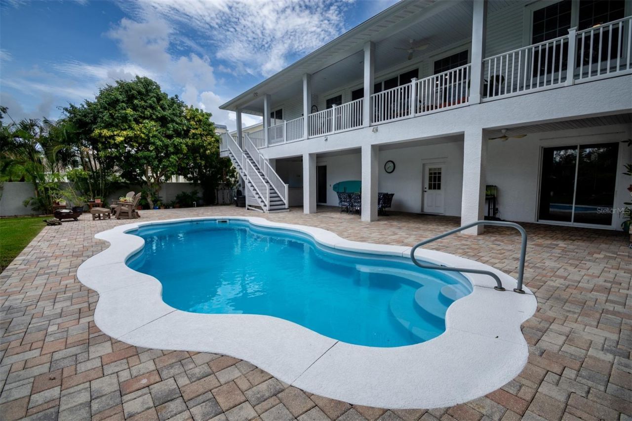 1605 Gulf Road, Tarpon Springs, FL 34689 Photo