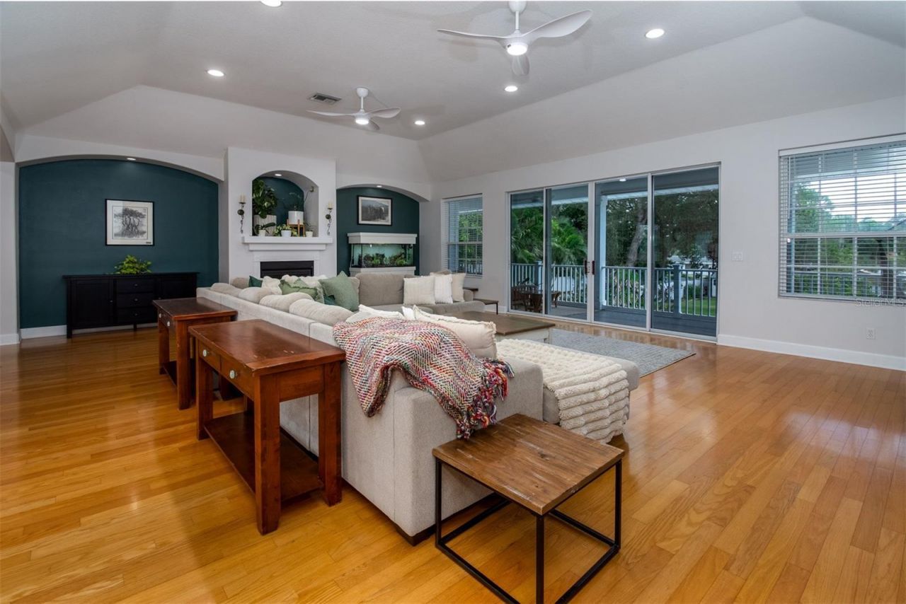 1605 Gulf Road, Tarpon Springs, FL 34689 Photo