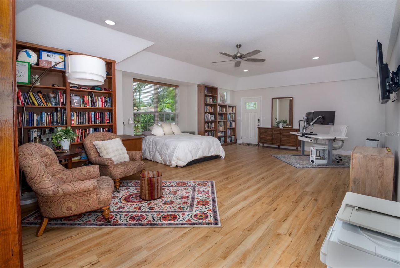 1605 Gulf Road, Tarpon Springs, FL 34689 Photo