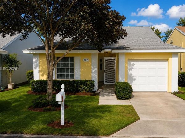 687 SE 22nd Dr , Homestead, FL 33033