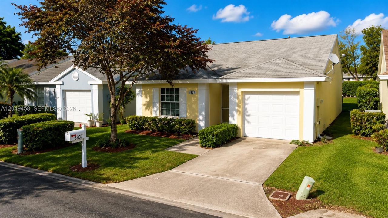 687 SE 22nd Dr , Homestead, FL 33033 Photo