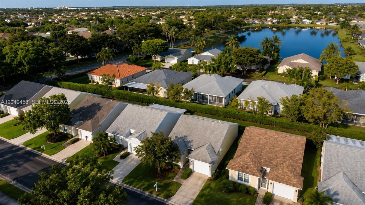687 SE 22nd Dr , Homestead, FL 33033 Photo