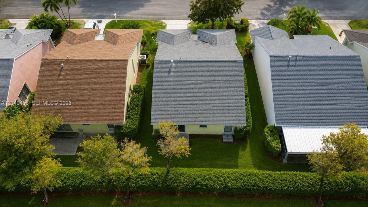 687 SE 22nd Dr , Homestead, FL 33033 Photo