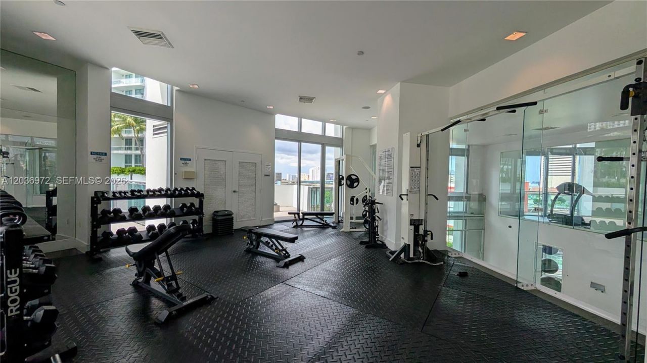 350 S Miami Ave , Unit 704, Miami, FL 33130 Photo