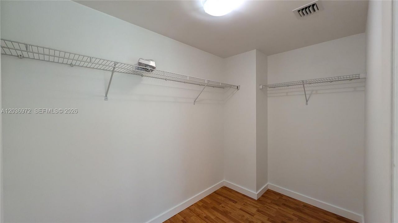 350 S Miami Ave , Unit 704, Miami, FL 33130 Photo