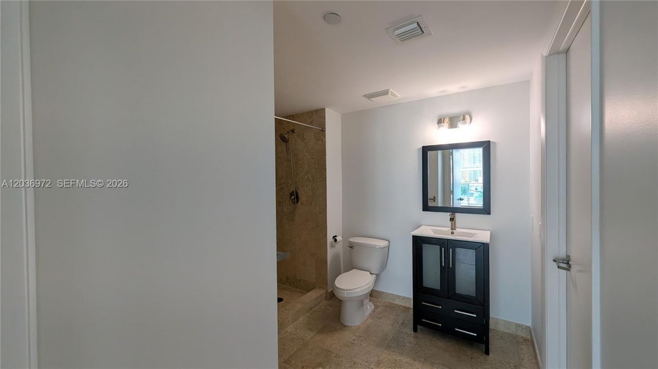 350 S Miami Ave , Unit 704, Miami, FL 33130 Photo
