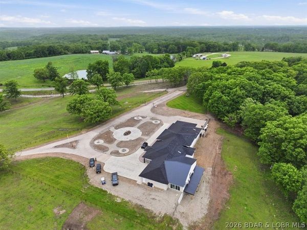 2721 Highway 52, Eldon, MO 65026