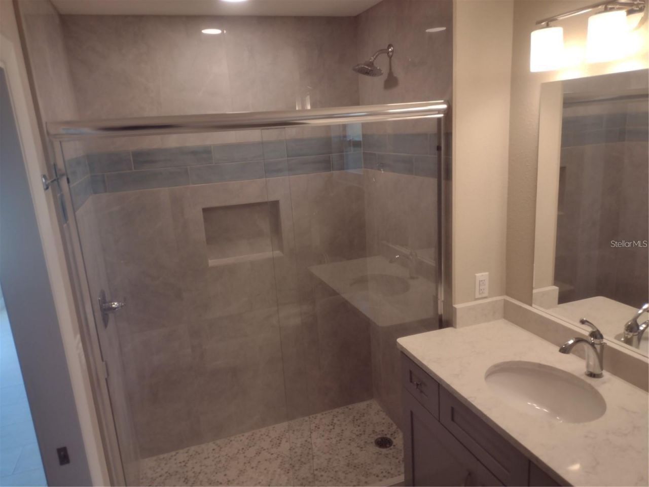 830 E 18th Avenue , New Smyrna Beach, FL 32169 Photo
