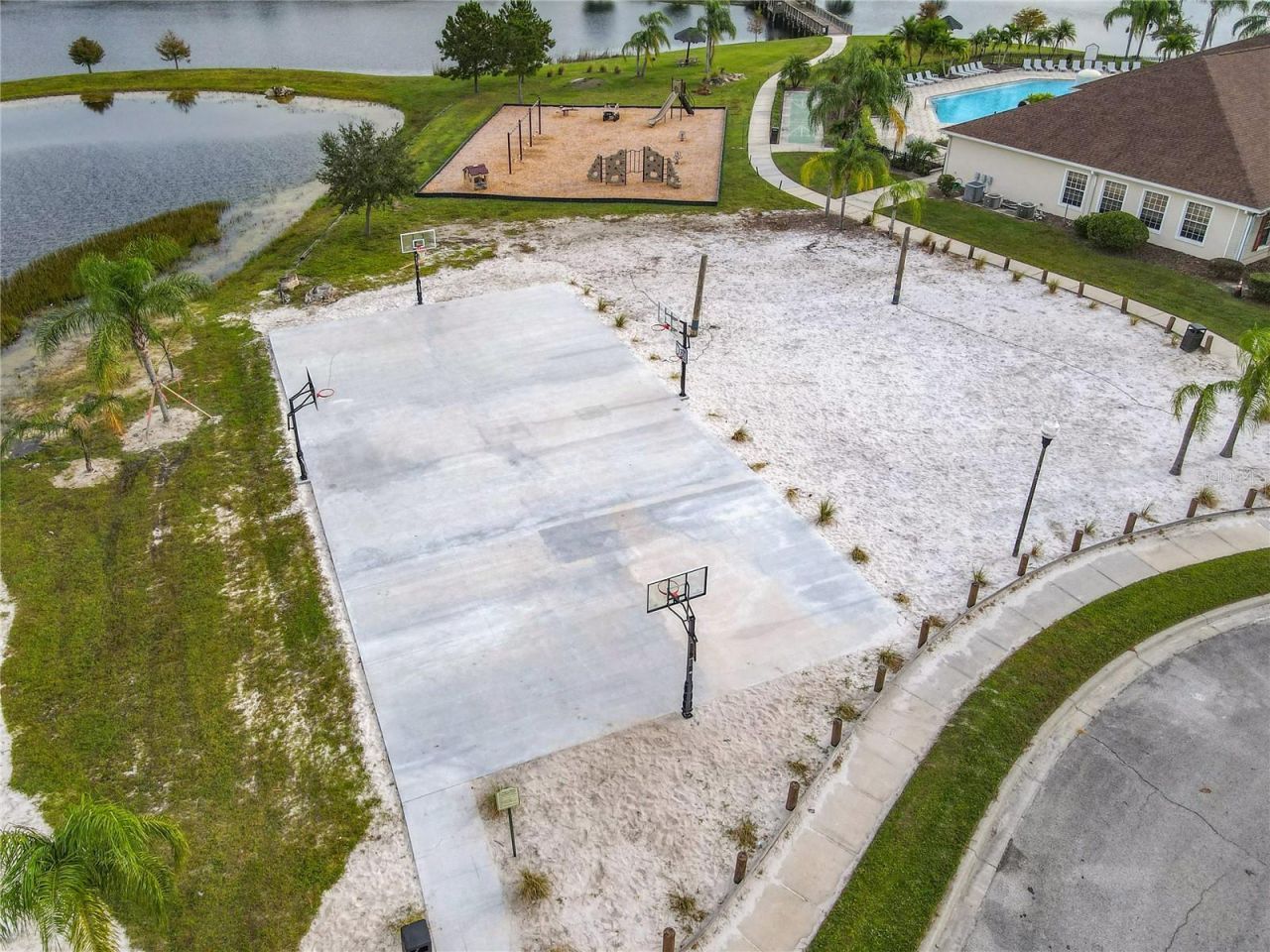 4902 Pall Mall Street E, Kissimmee, FL 34758 Photo