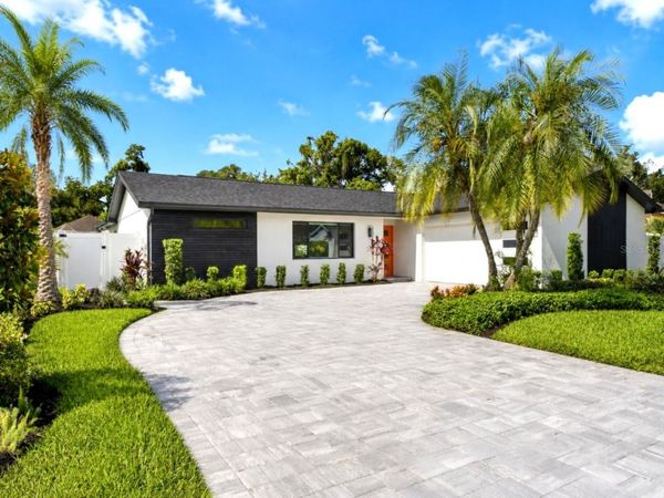 906 SAMY DRIVE , TAMPA, FL 33613