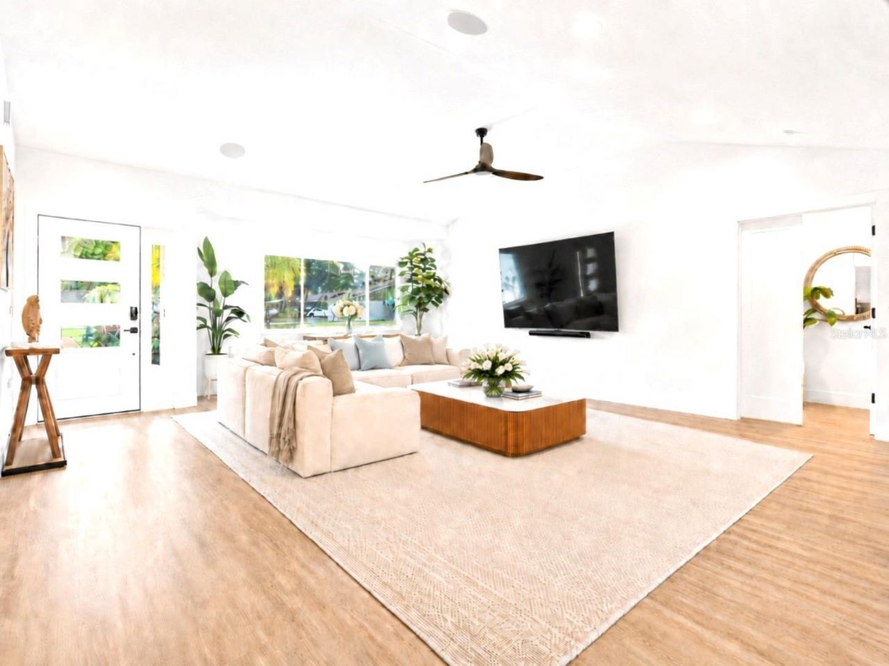 906 Samy Drive, Tampa, FL 33613 Photo