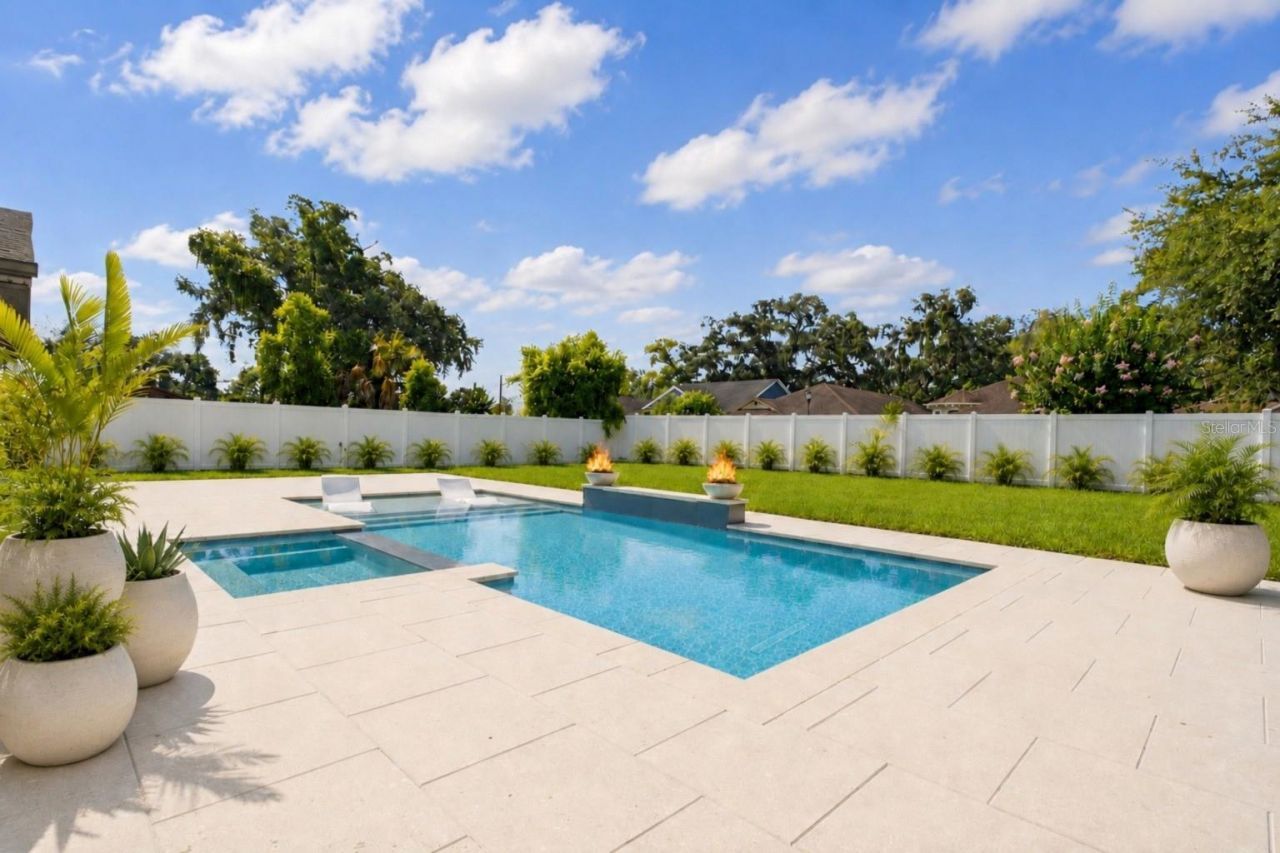 906 Samy Drive, Tampa, FL 33613 Photo