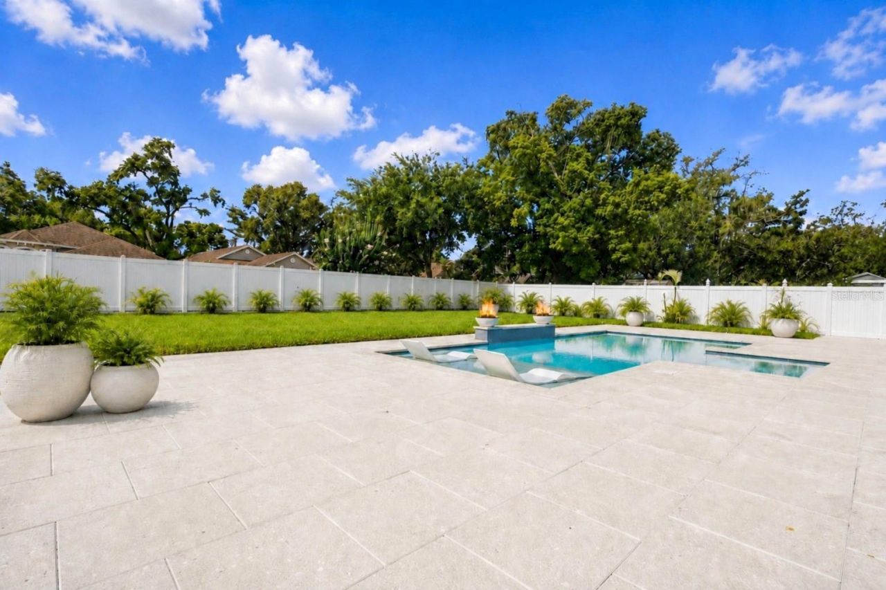 906 Samy Drive, Tampa, FL 33613 Photo