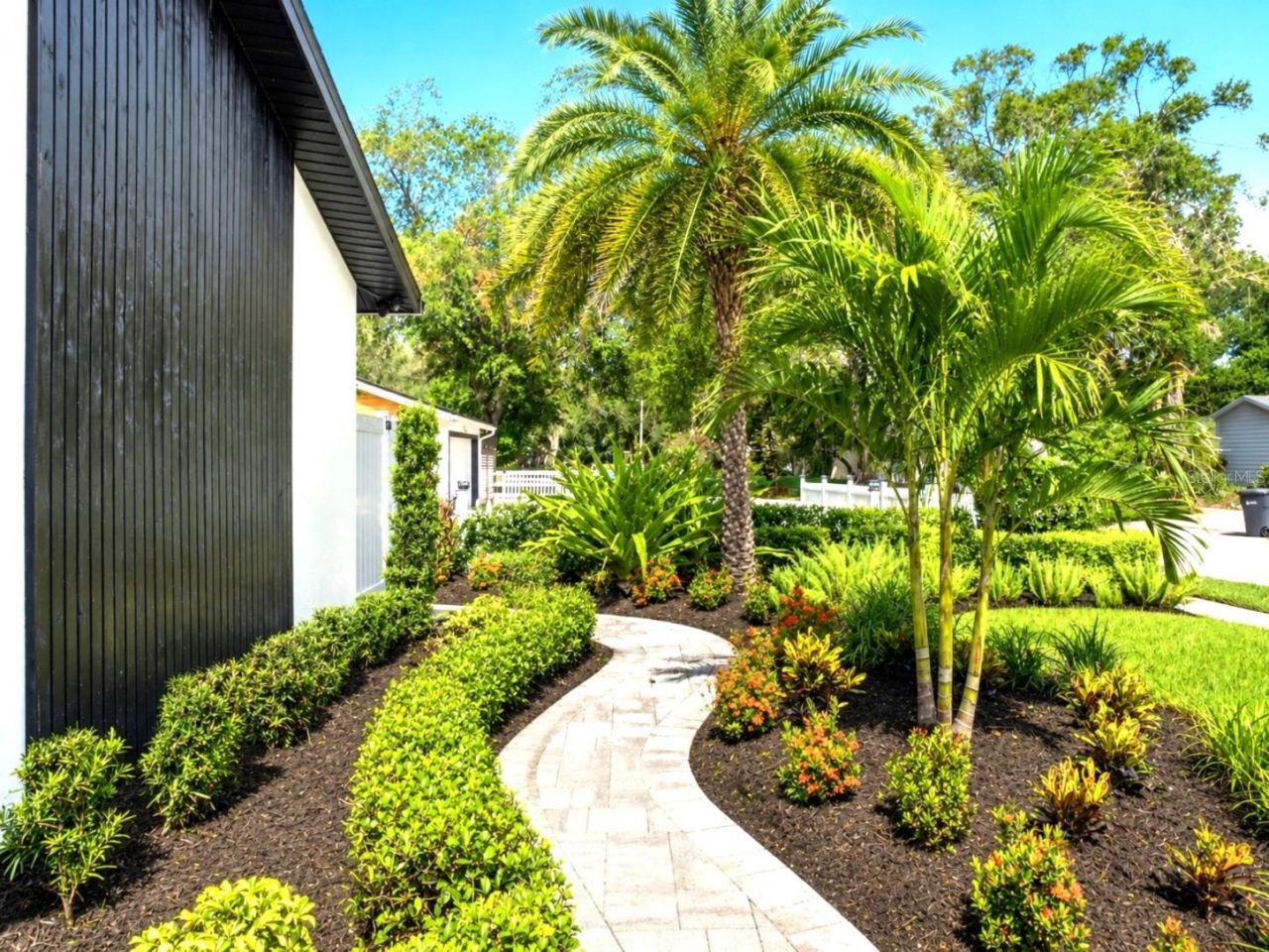906 Samy Drive, Tampa, FL 33613 Photo