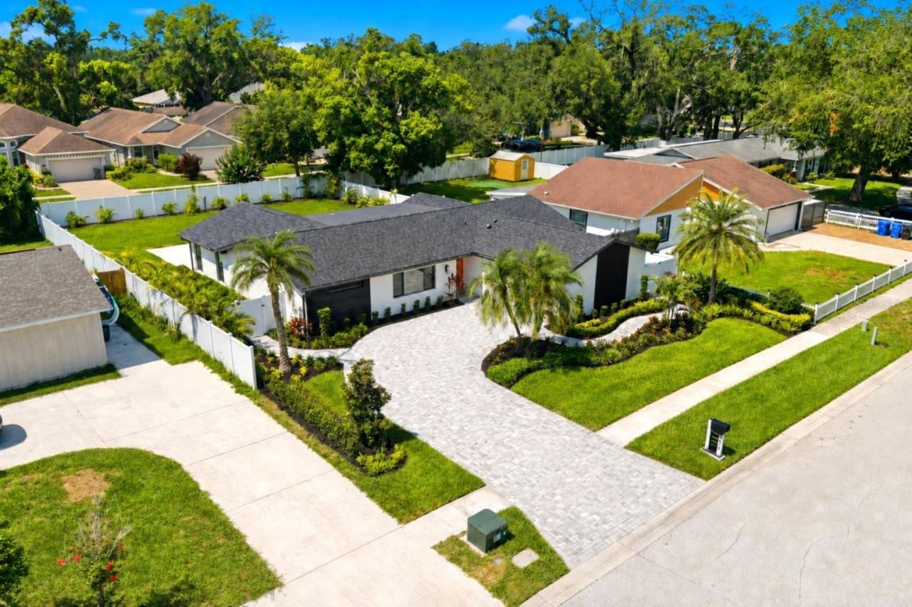 906 Samy Drive, Tampa, FL 33613 Photo
