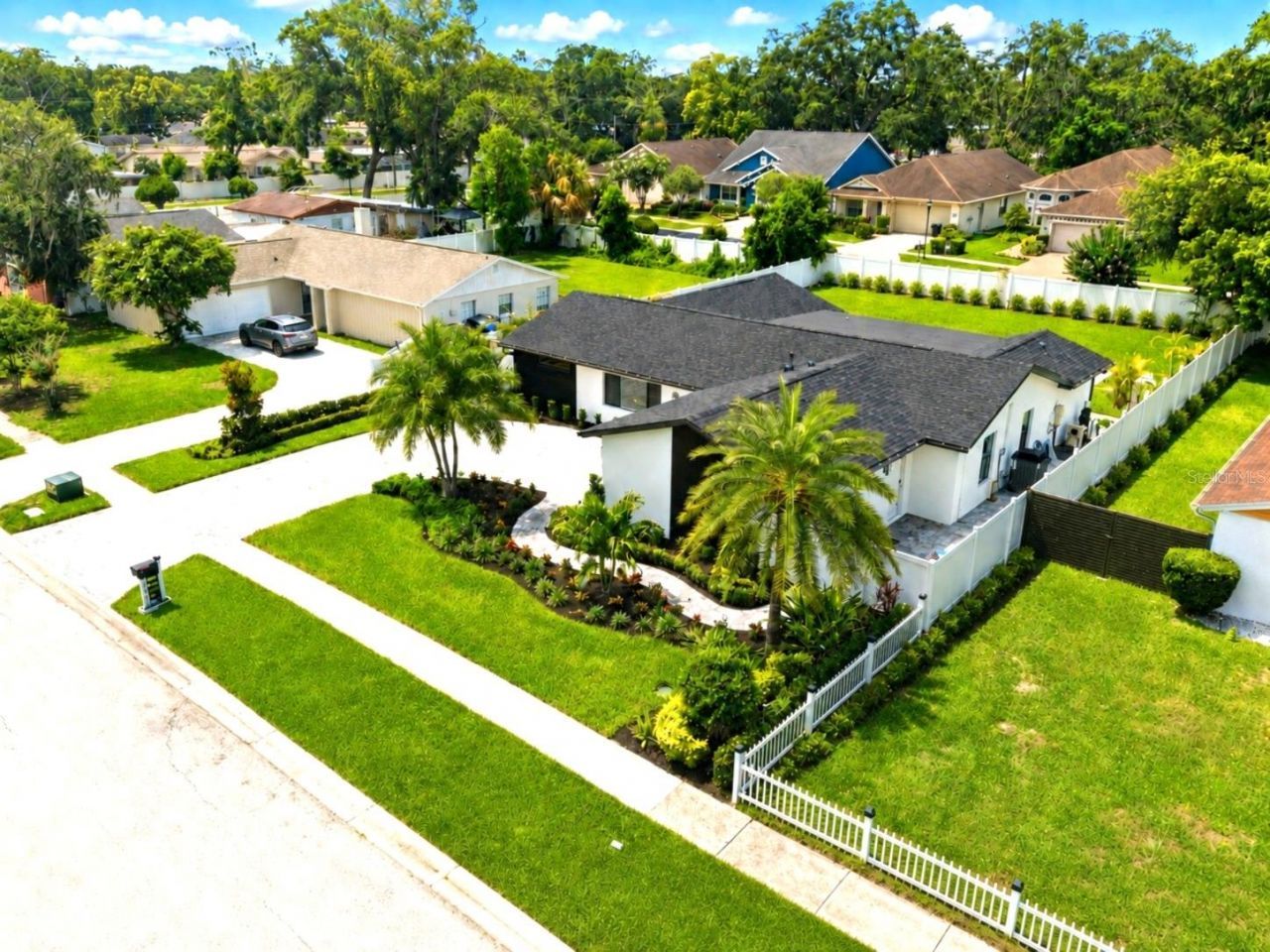 906 Samy Drive, Tampa, FL 33613 Photo
