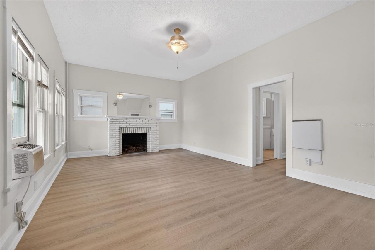 633 7th Avenue N, Saint Petersburg, FL 33701 Photo