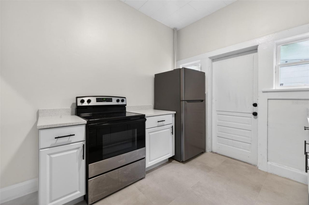 633 7th Avenue N, Saint Petersburg, FL 33701 Photo