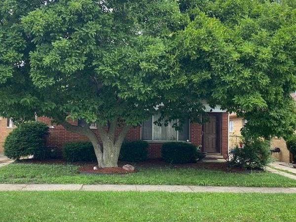 384 Greenbay Avenue , Calumet City, IL 60409
