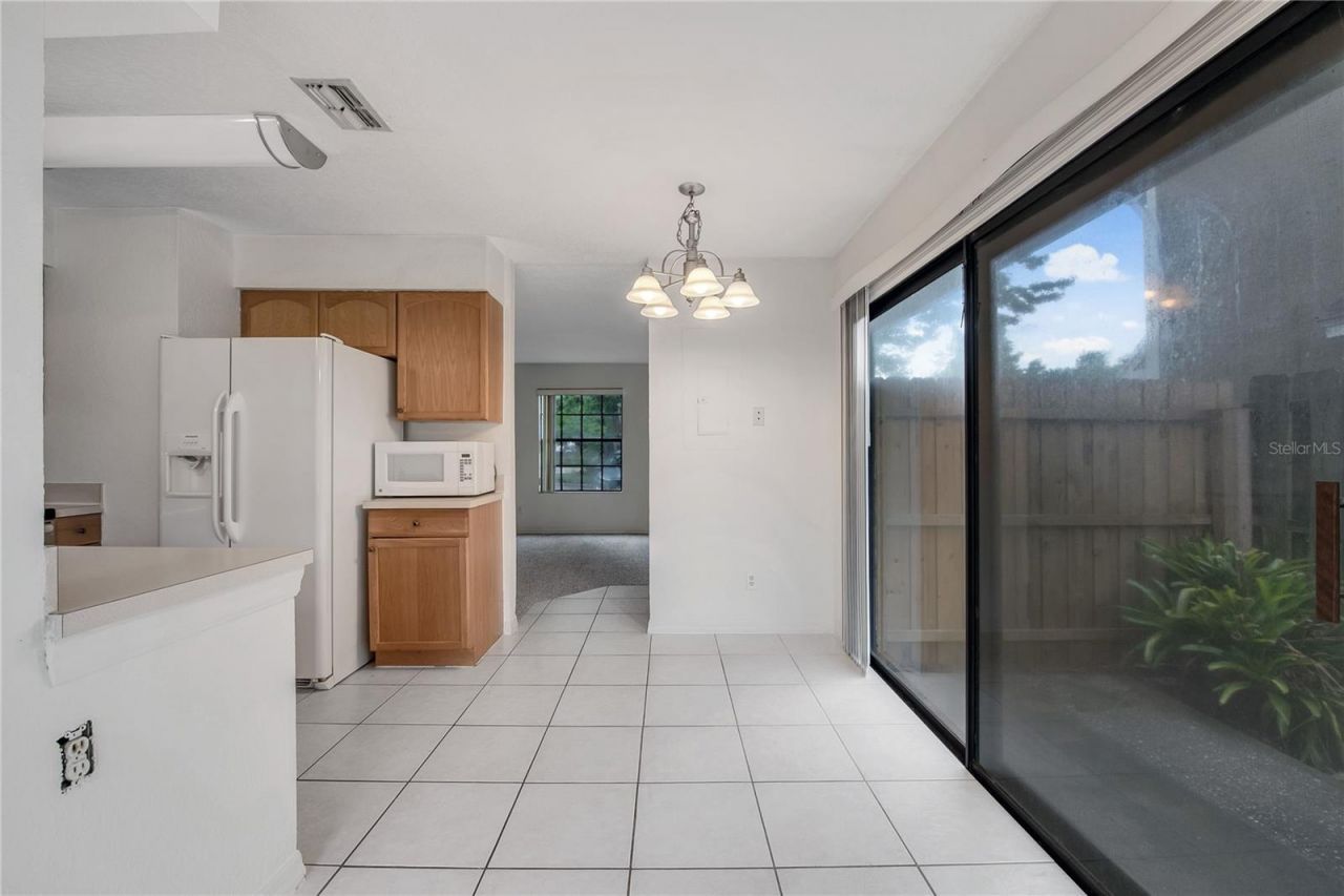 16547 Lake Brigadoon Circle , Tampa, FL 33618 Photo