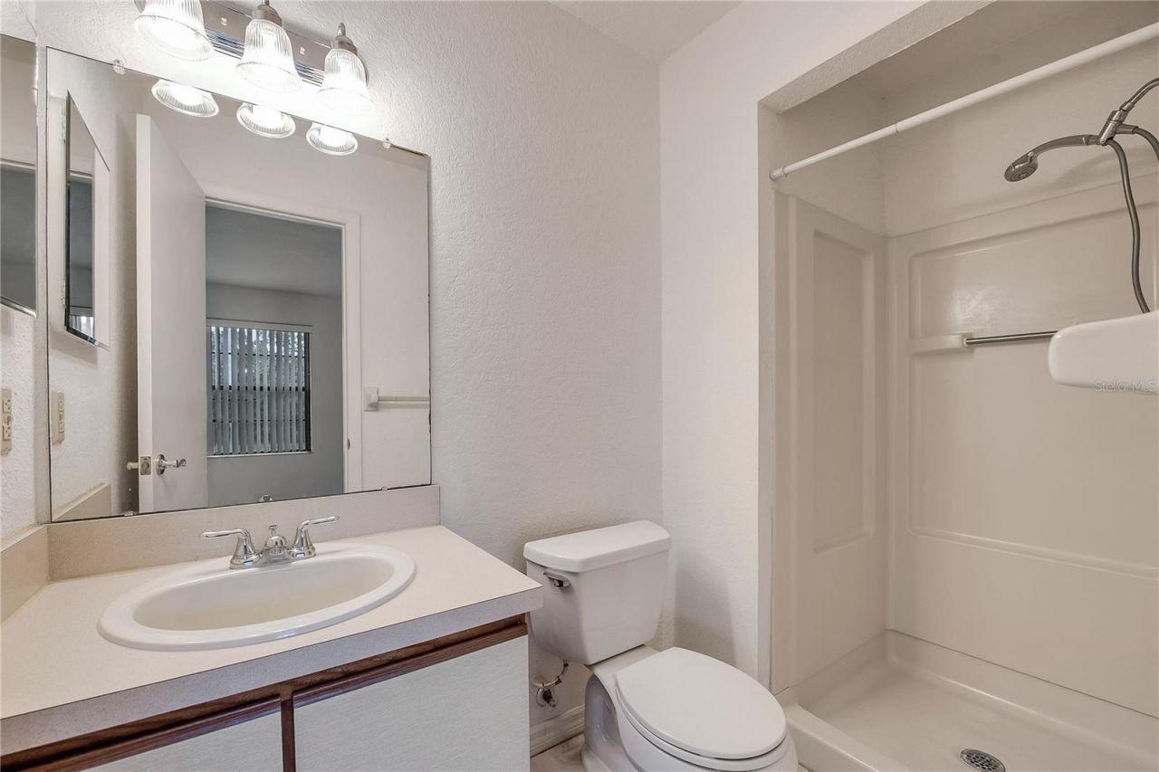 16547 Lake Brigadoon Circle , Tampa, FL 33618 Photo