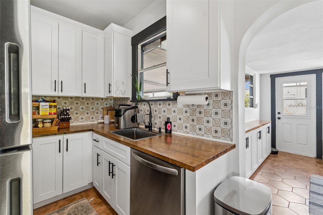 2835 18th Avenue N, Saint Petersburg, FL 33713 Photo