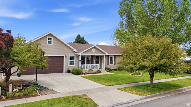 38 S 1300 E, Hyrum, UT 84319 Main Photo
