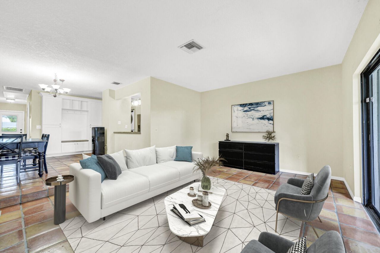 2625 Lowson Boulevard, Unit B, Delray Beach, FL 33445 Photo