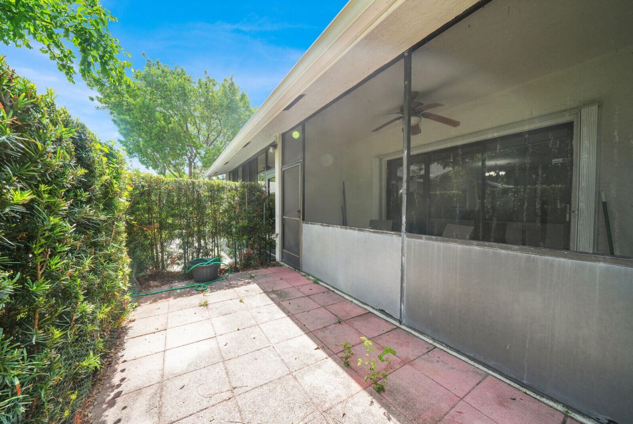 2625 Lowson Boulevard, Unit B, Delray Beach, FL 33445 Photo