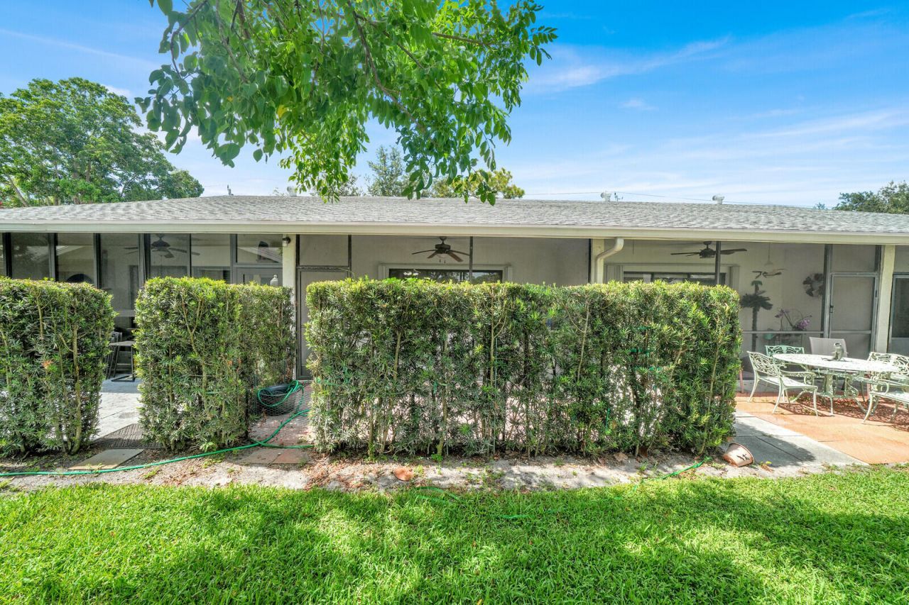 2625 Lowson Boulevard, Unit B, Delray Beach, FL 33445 Photo