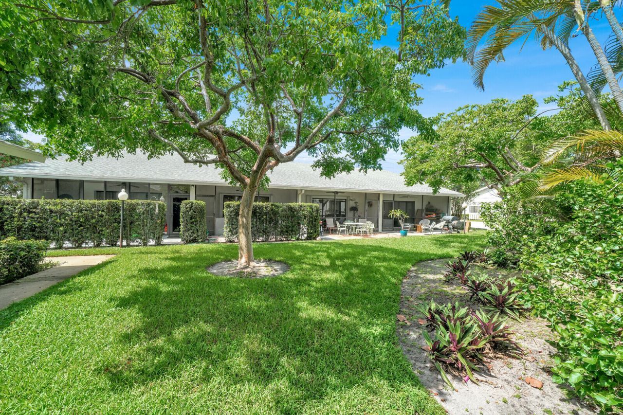 2625 Lowson Boulevard, Unit B, Delray Beach, FL 33445 Photo