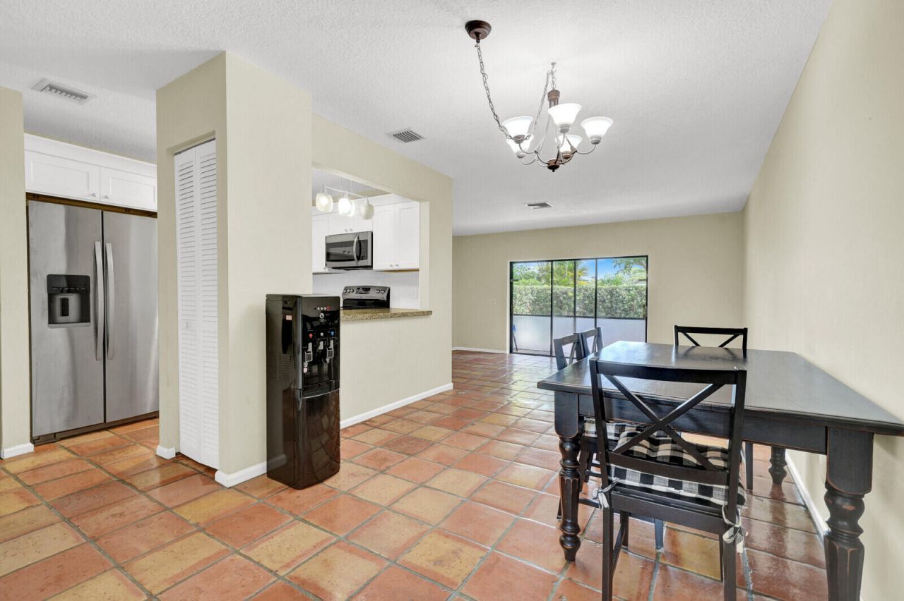 2625 Lowson Boulevard, Unit B, Delray Beach, FL 33445 Photo