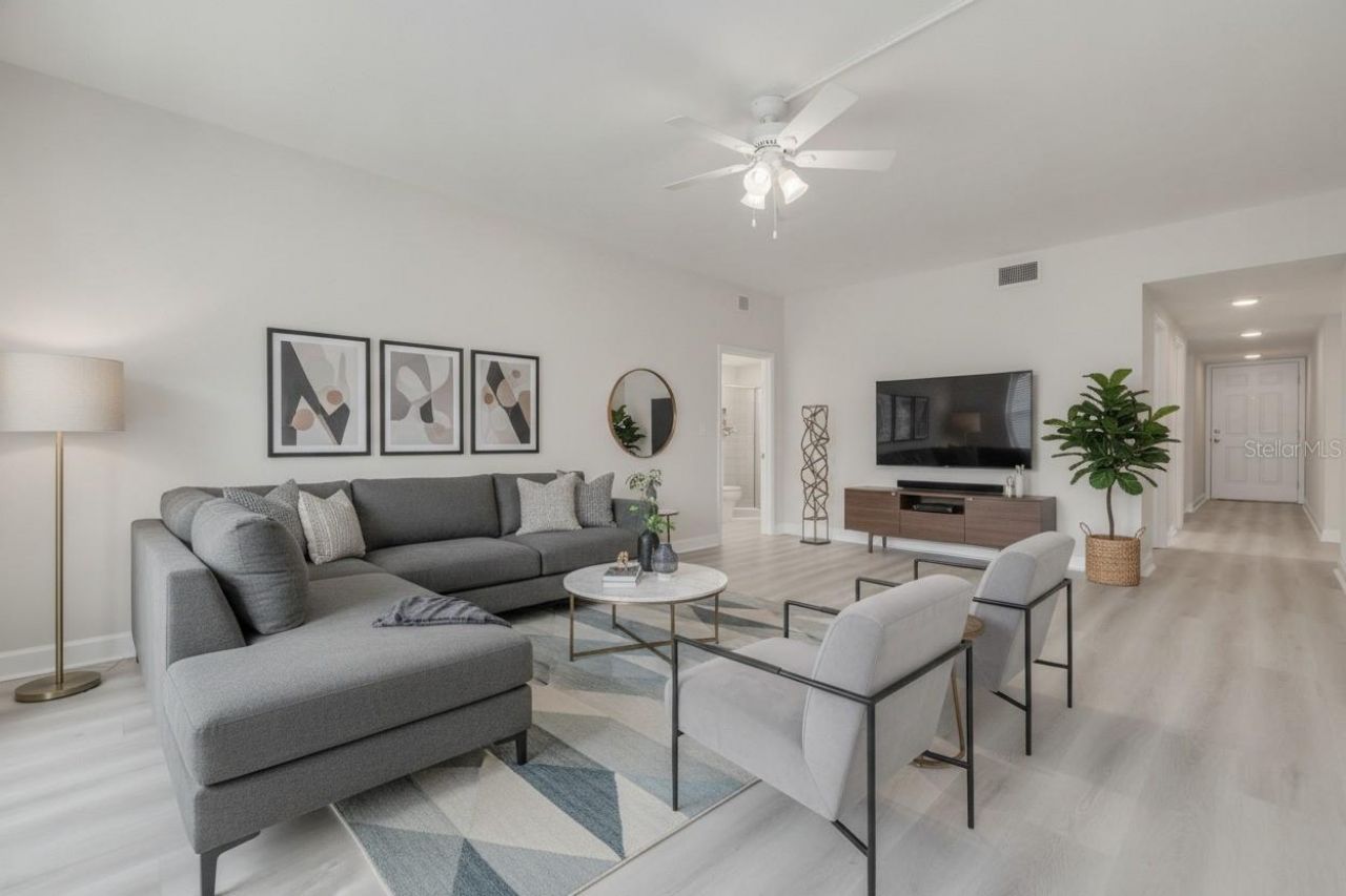 4550 Overlook Drive Ne, Unit 155, Saint Petersburg, FL 33703 Photo